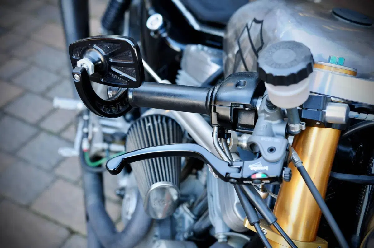 Harley-Davidson 883 Custom (2001 - 05) - XL 53C (7)