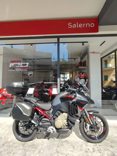 Ducati Multistrada V4 S Grand Tour (2024) usata