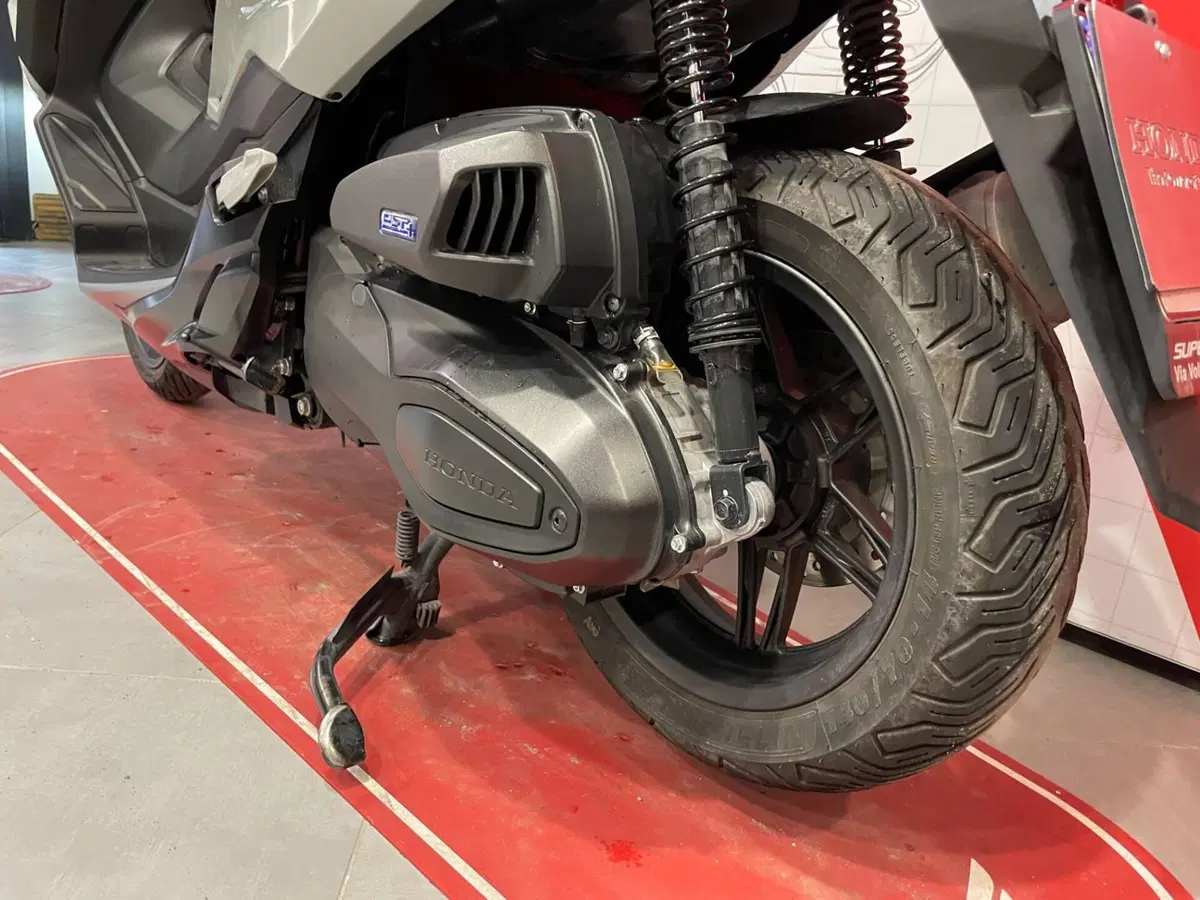 Honda Forza 350 (2022 - 24) (12)