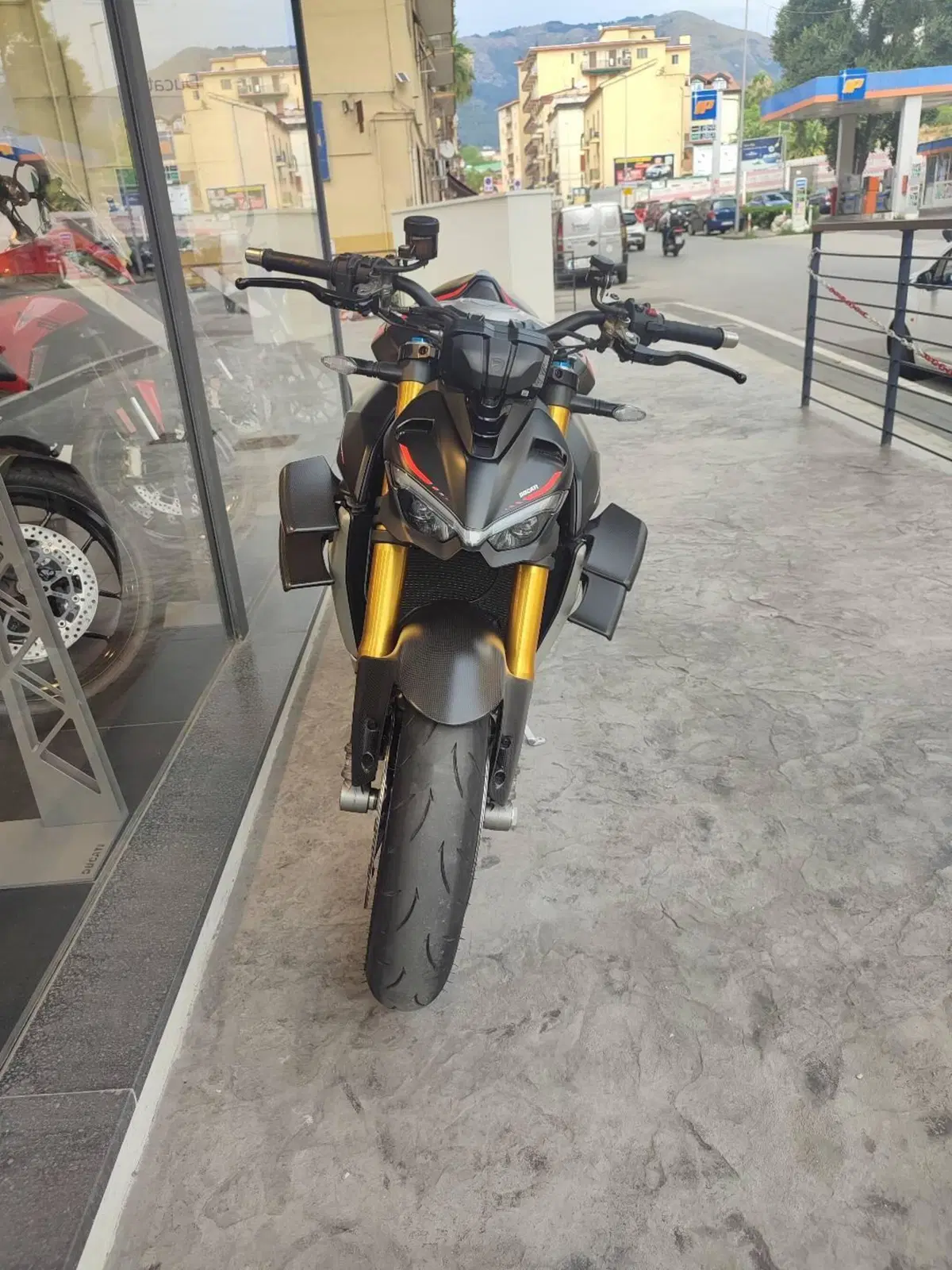 Ducati Streetfighter V4 1100 SP (2022) (3)