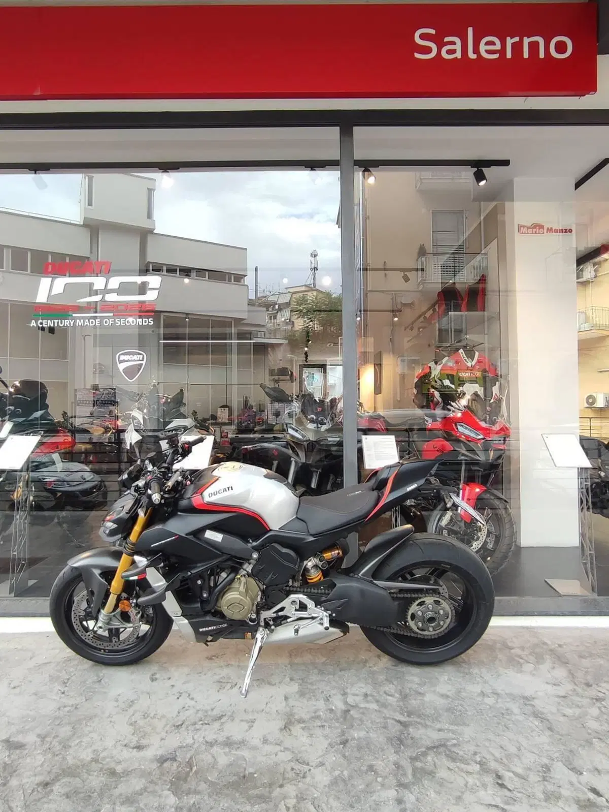 Ducati Streetfighter V4 1100 SP (2022) (2)
