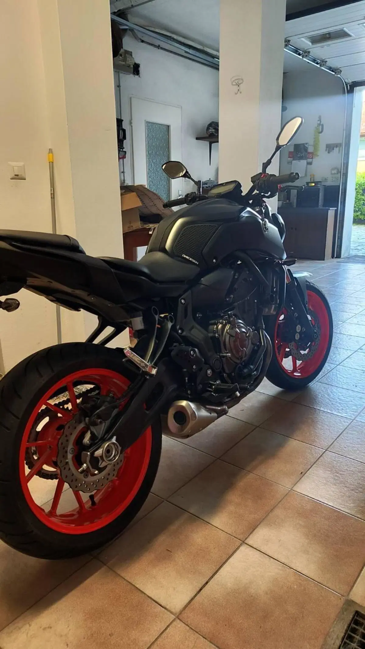 Yamaha MT-07 (2018 - 20) (4)