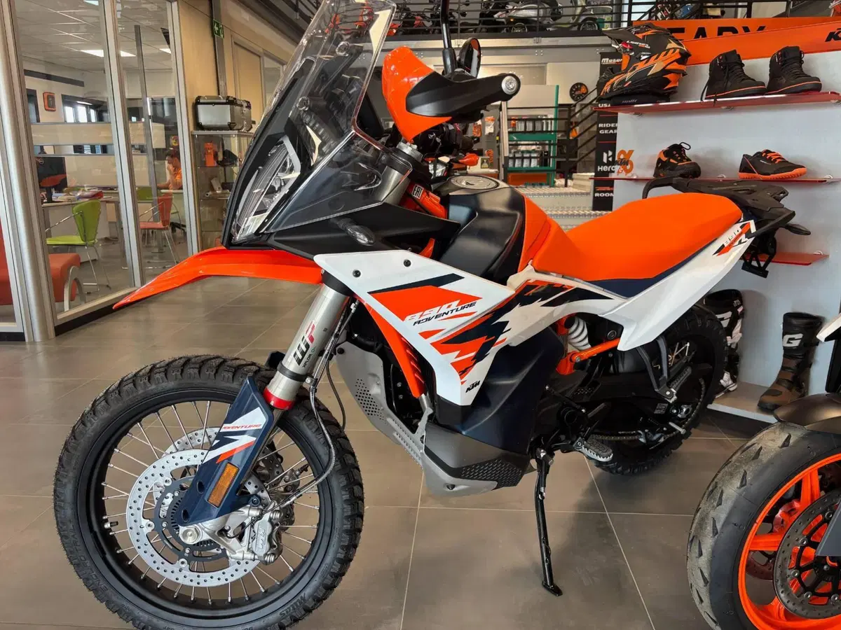 KTM 890 Adventure R (2025 - 26) (2)