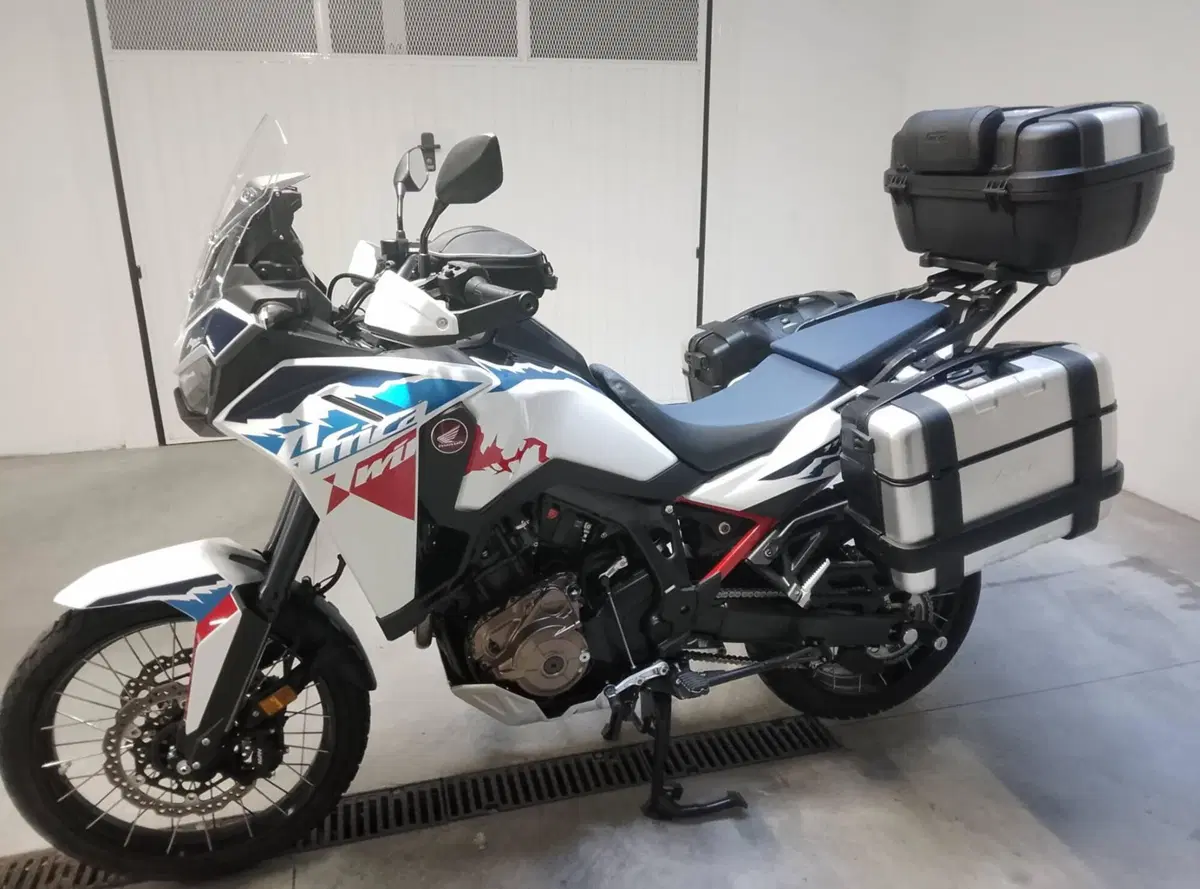 Honda Africa Twin CRF 1100L (2024 - 26) (3)