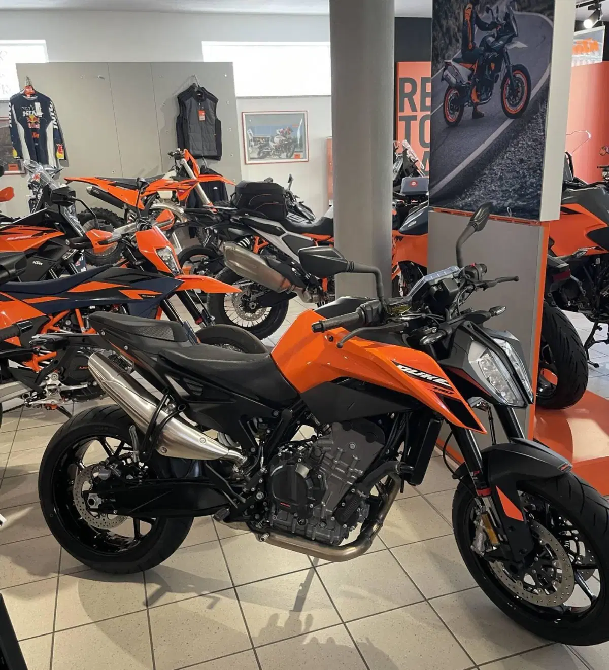 KTM 790 Duke (2025 - 26)