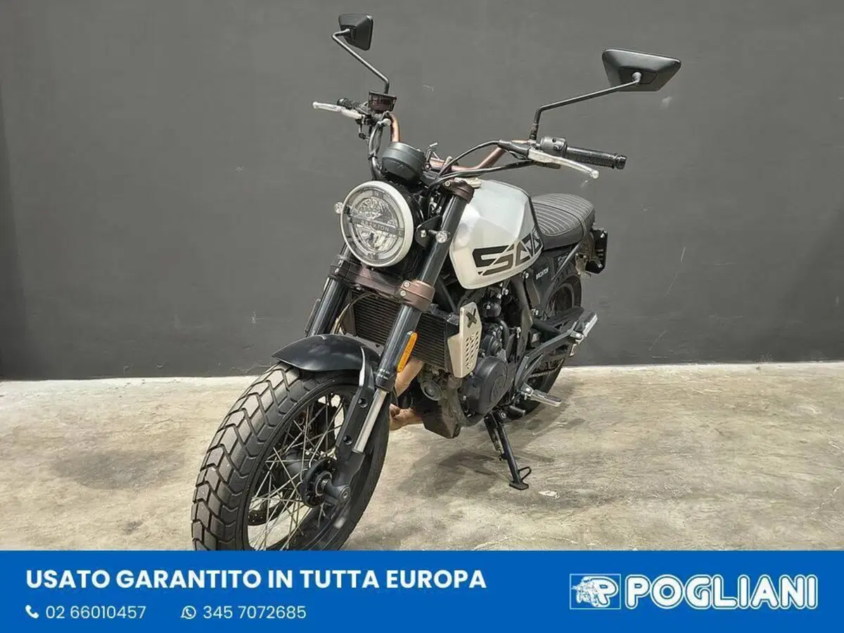 Brixton Motorcycles Crossfire 500 X (2021 - 26) (4)