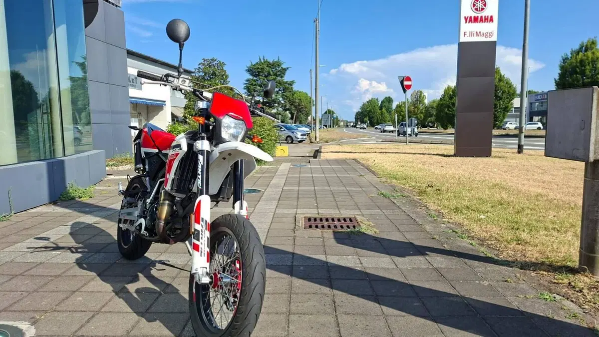 Fantic Motor Motard 50 Performance 2t (2020) (3)