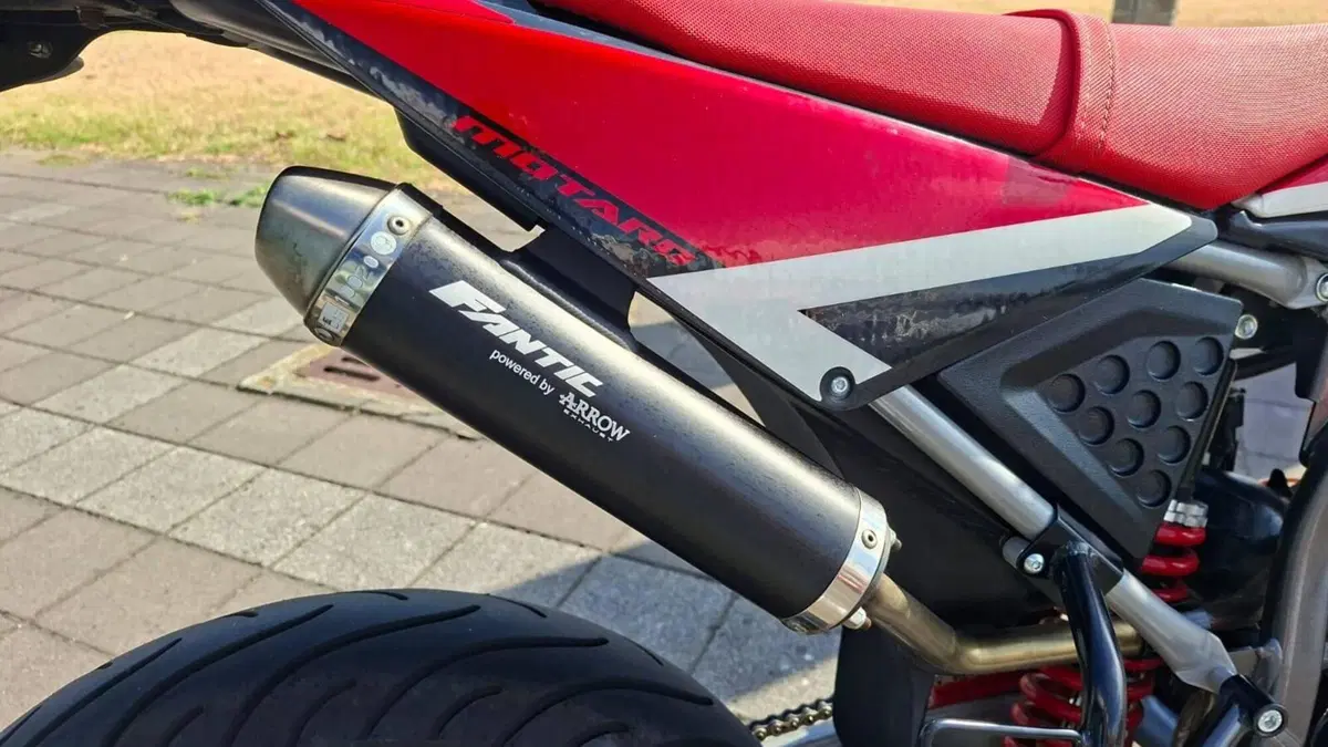 Fantic Motor Motard 50 Performance 2t (2020) (2)