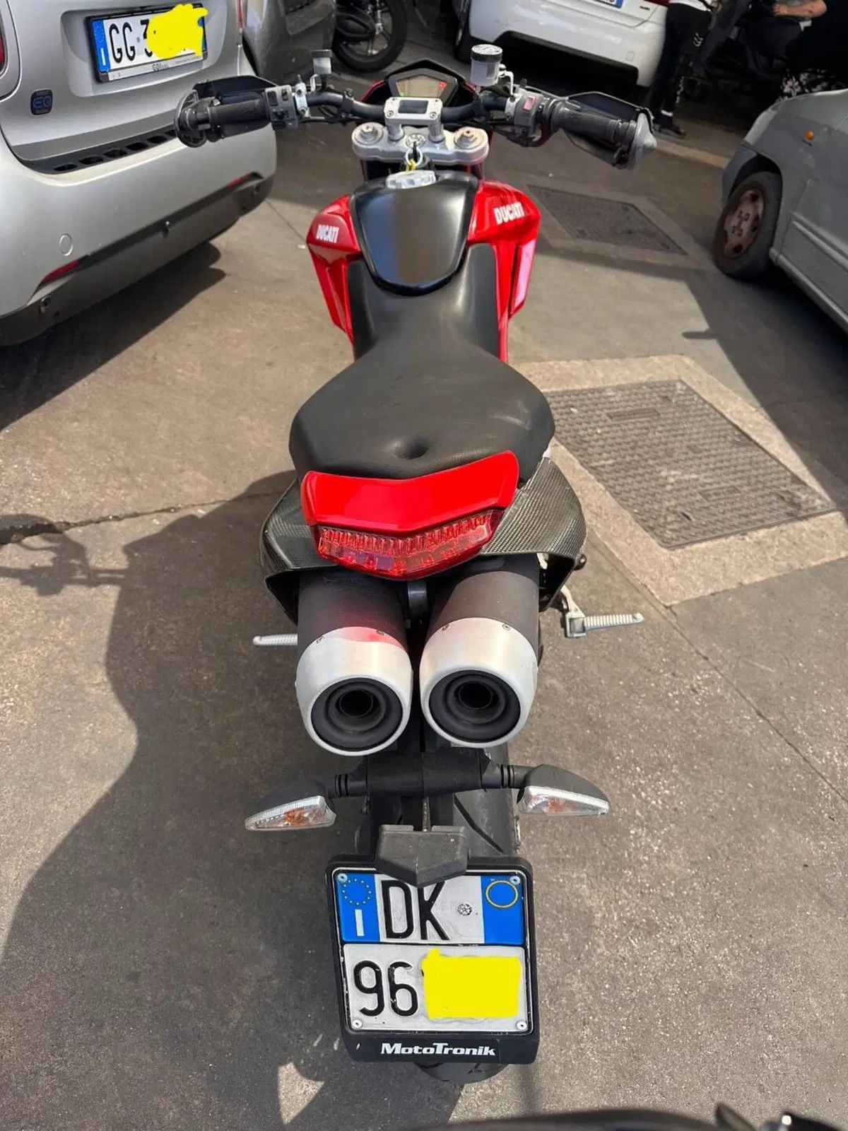 Ducati Hypermotard 1100 (2007 - 09) (3)