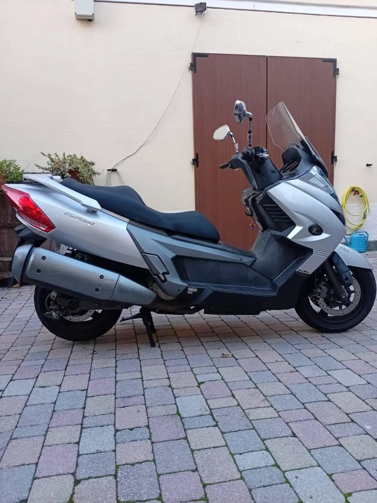 Kymco MyRoad 700i (2012 - 16) (3)