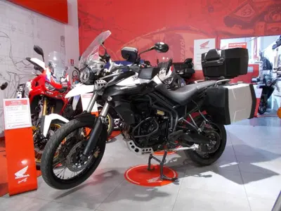 Triumph Tiger 800 XC (2011 - 12) usata