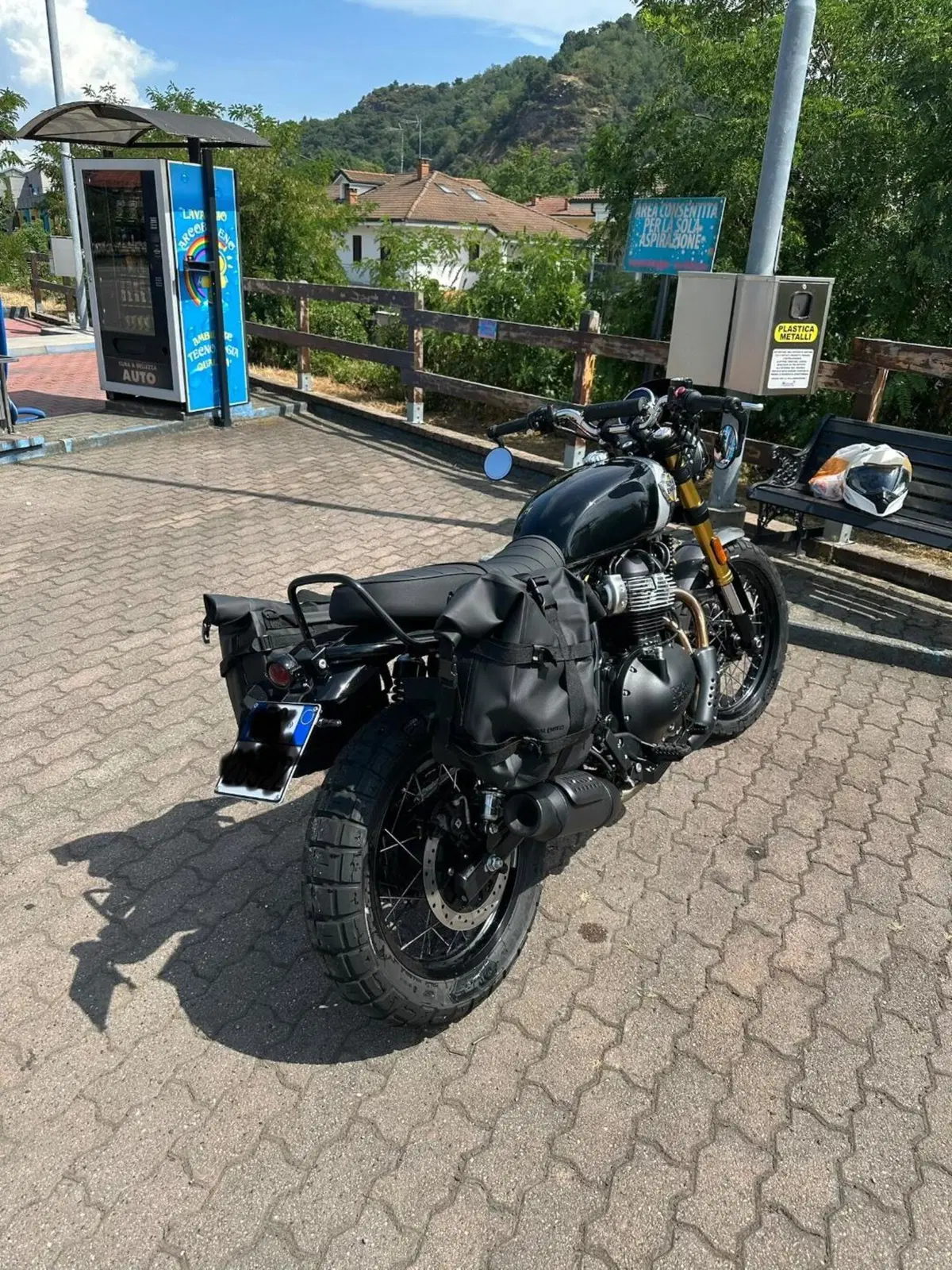 Royal Enfield Bear 650 (2025 - 26) (2)