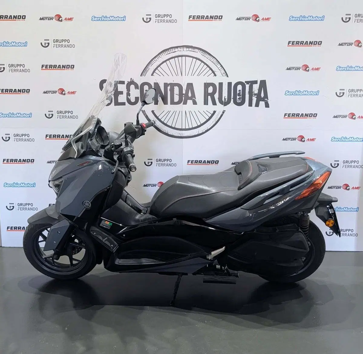 Yamaha X-Max 300 Tech Max (2021 - 24) (5)