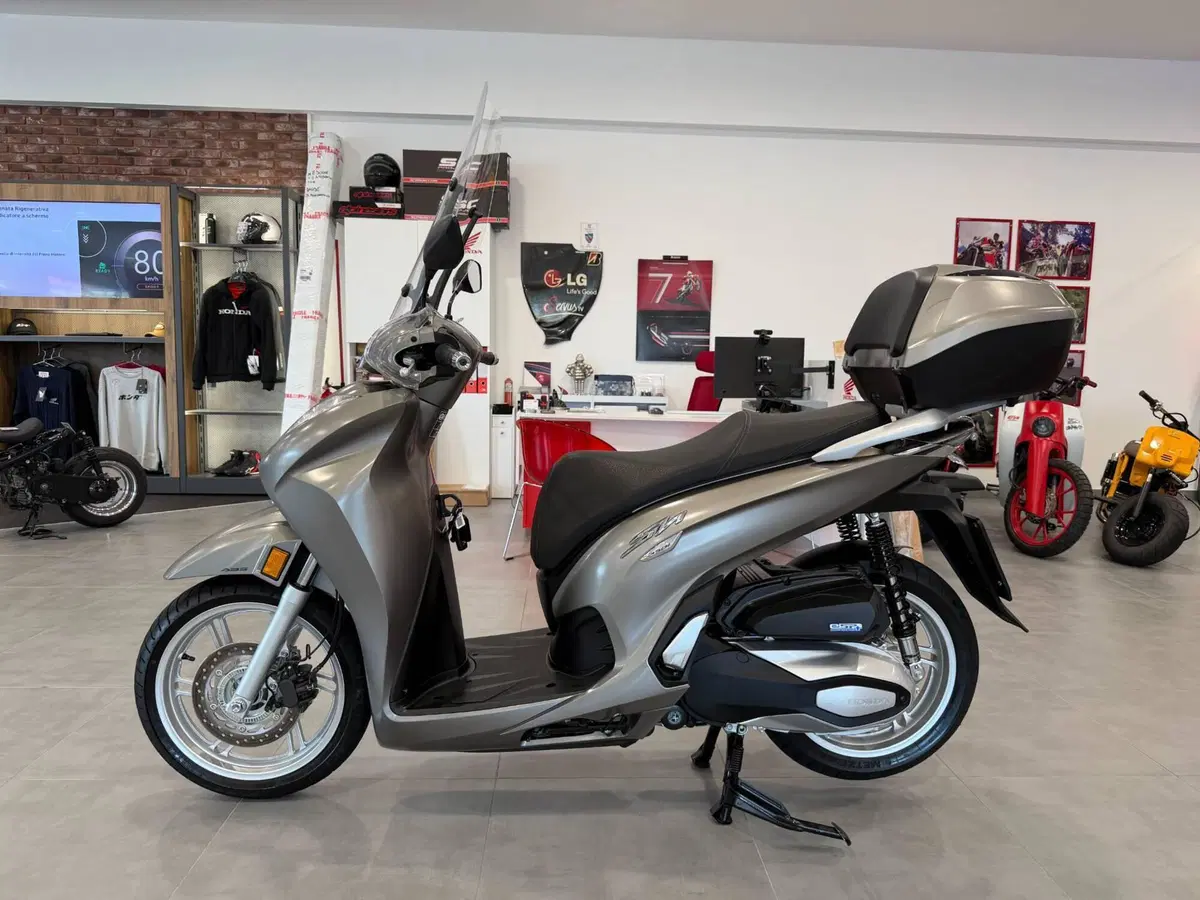 Honda SH 350 (2021 - 24) (3)