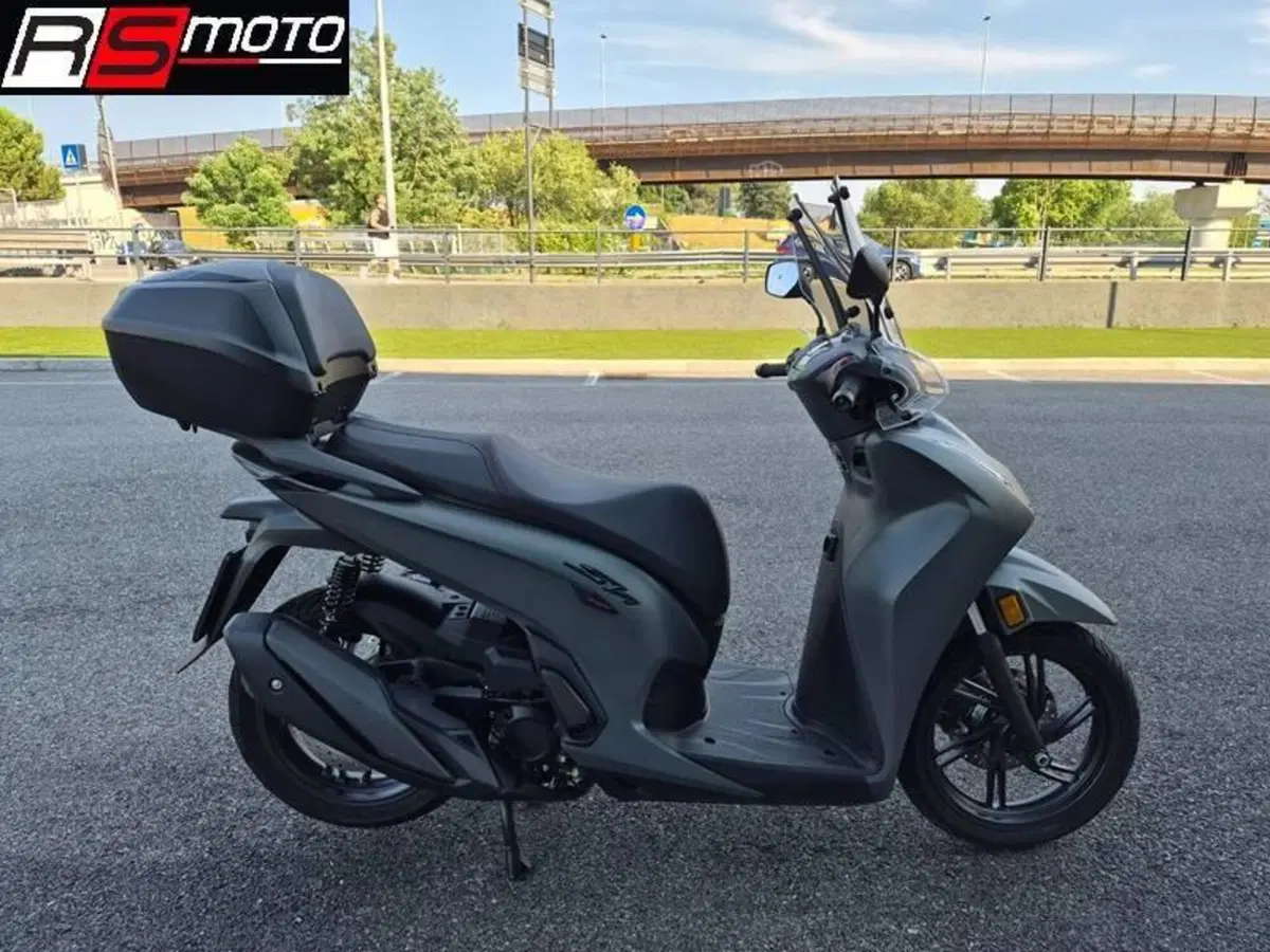 Honda SH 350i Sport (2025 - 26) (3)
