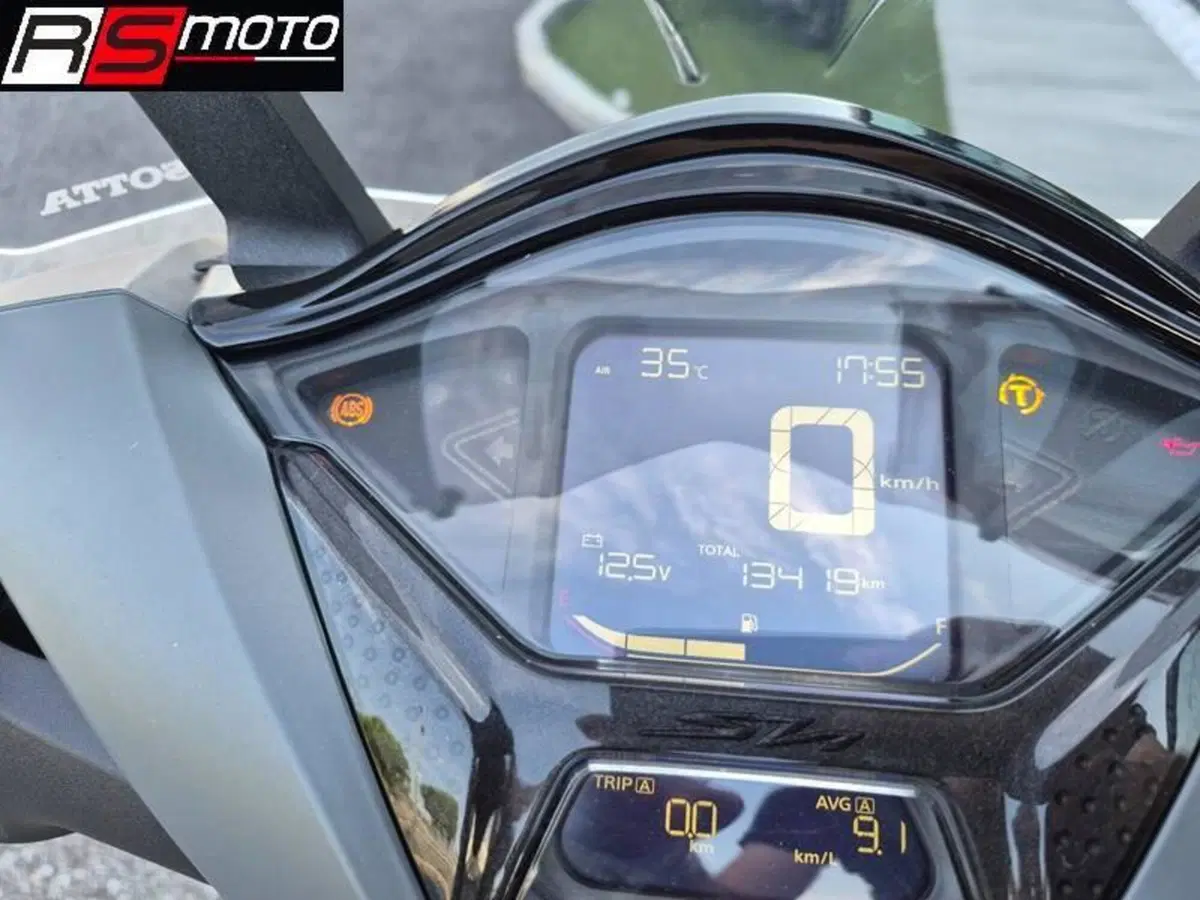 Honda SH 350i Sport (2025 - 26) (4)