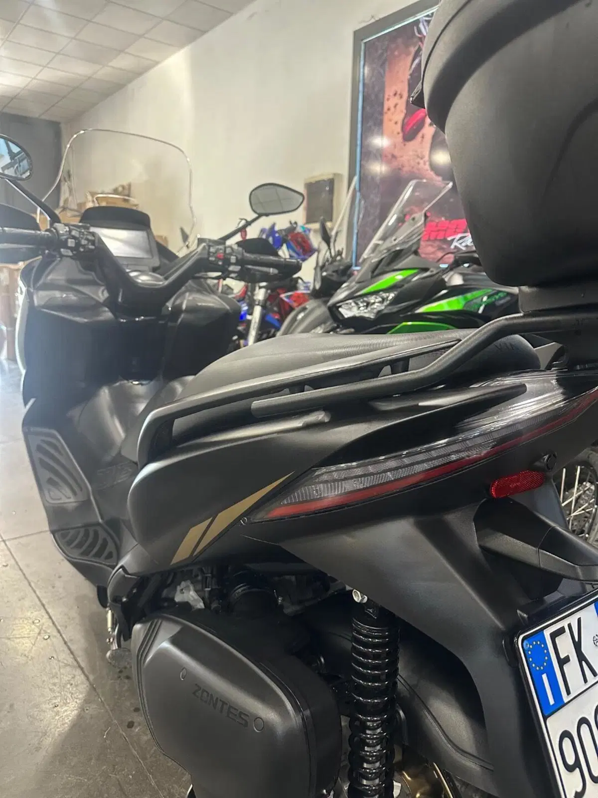 Zontes ZT350-E (2023 - 25) (8)