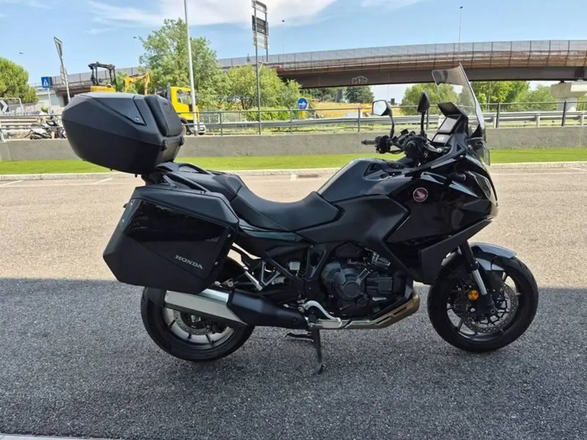 Honda NT 1100 DCT (2022 - 24) (2)