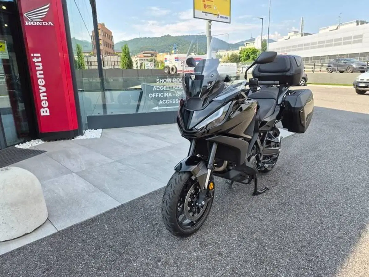 Honda NT 1100 DCT (2022 - 24) (3)
