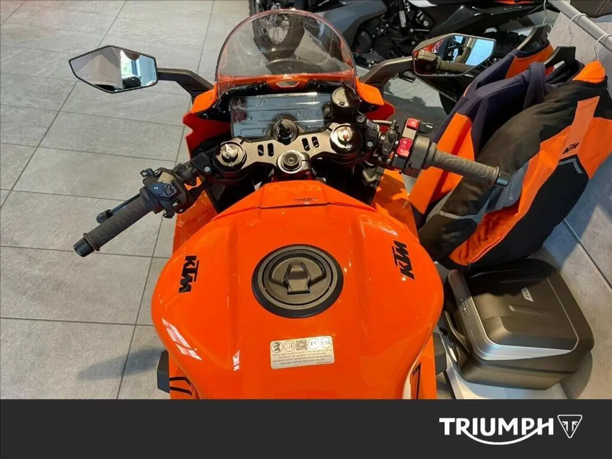 KTM 990 RC R (2026) (4)
