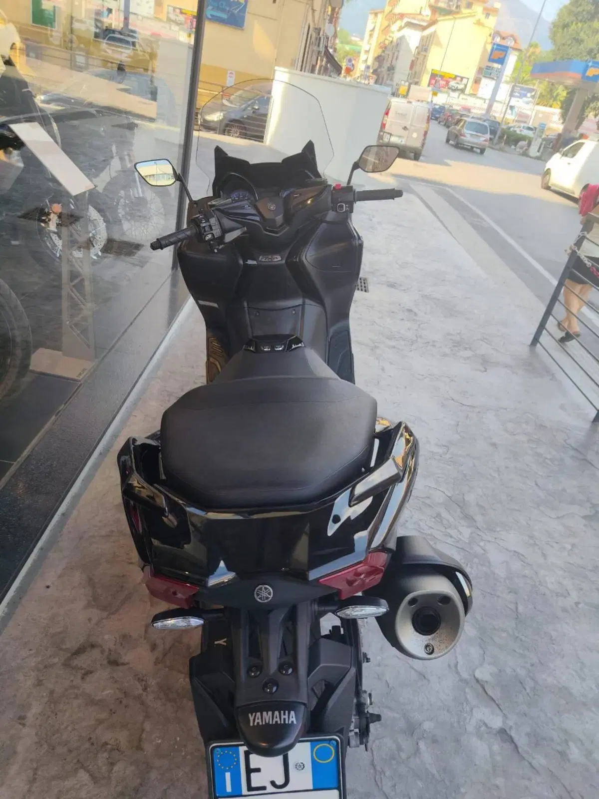 Yamaha T-Max 530 ABS (2015 - 17) (4)