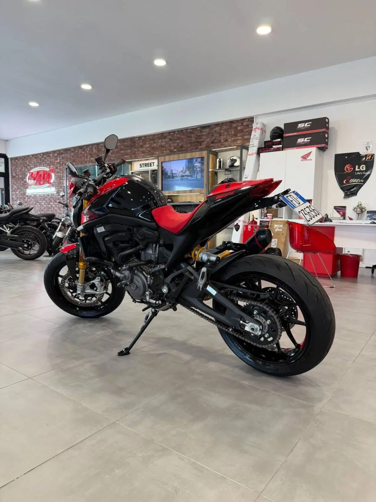 Ducati Monster 937 SP (2023 - 25) (4)