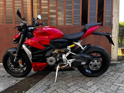Ducati Streetfighter V2 (2022 - 24) usata