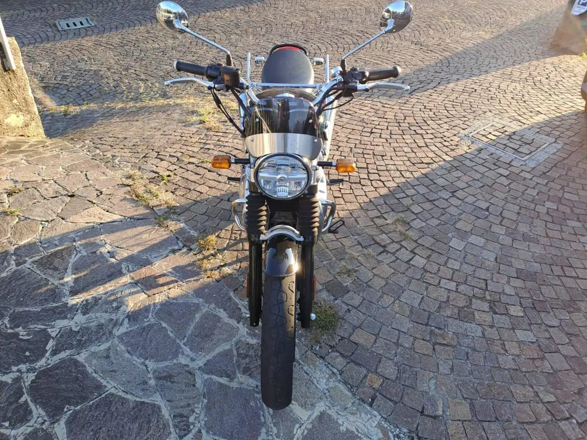 Royal Enfield Interceptor 650 (2021 - 26) (2)