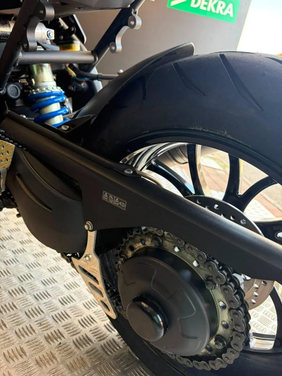 Triumph Speed Triple 1050 (2005 - 11) (5)