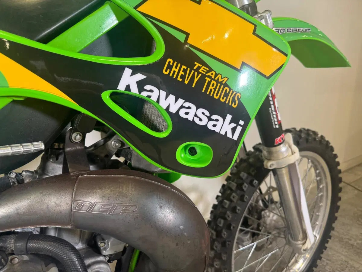 Kawasaki KXE250 (2000 - 02) (3)