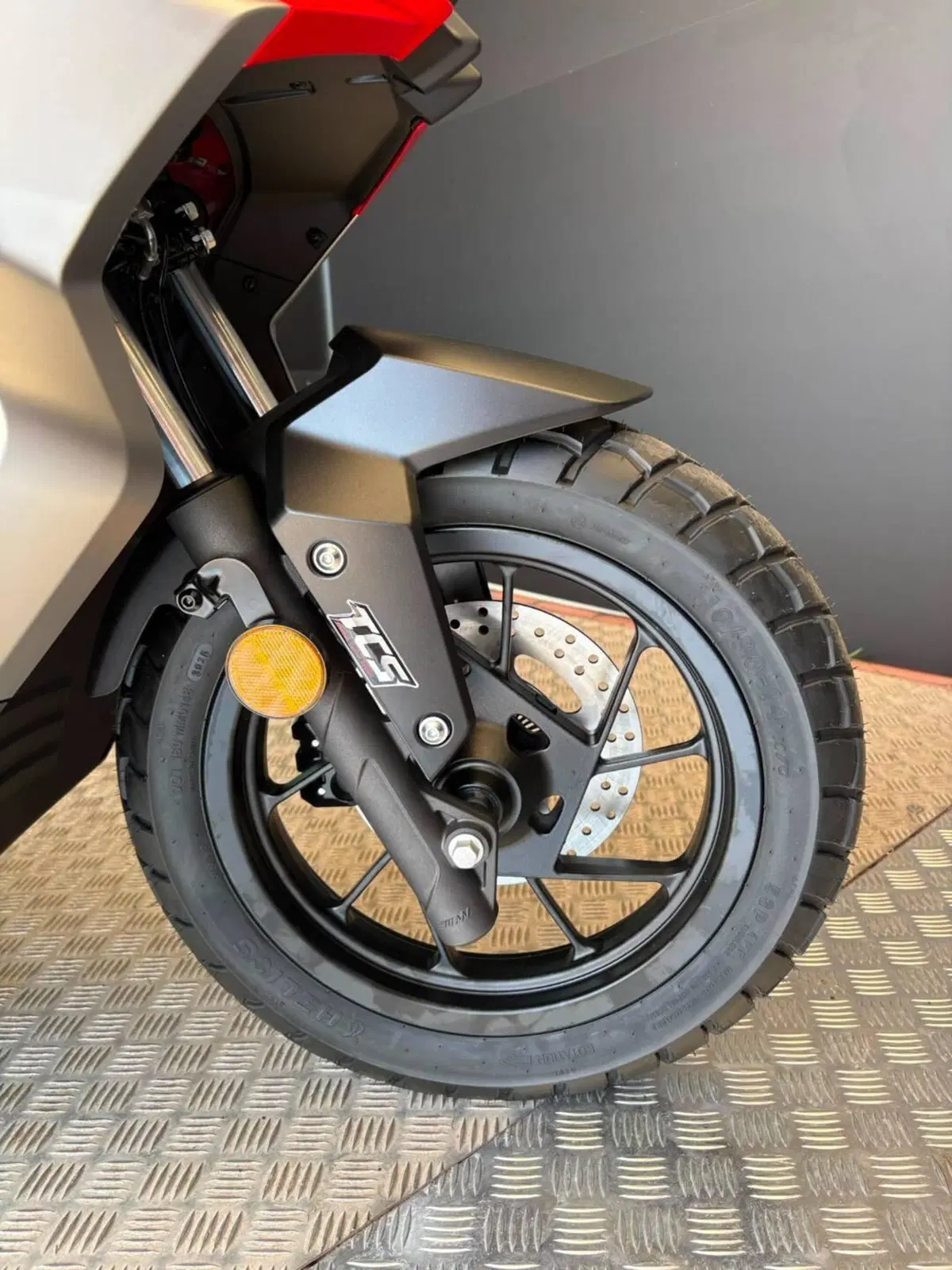 Voge Sfida SR1 ADV (2023 - 26) (8)
