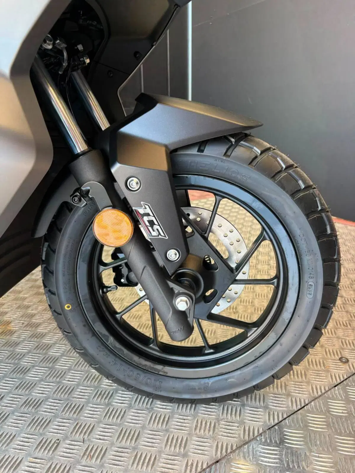 Voge Sfida SR2 ADV (2026) (12)