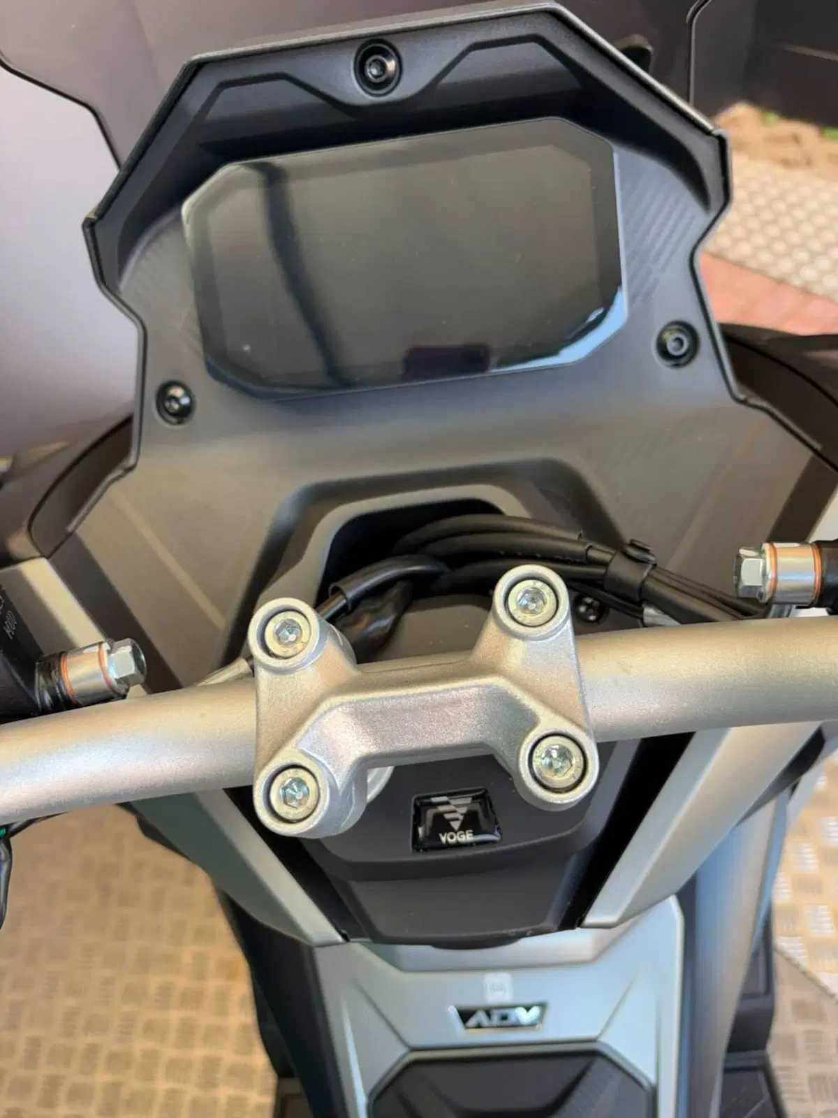 Voge Sfida SR2 ADV (2026) (13)