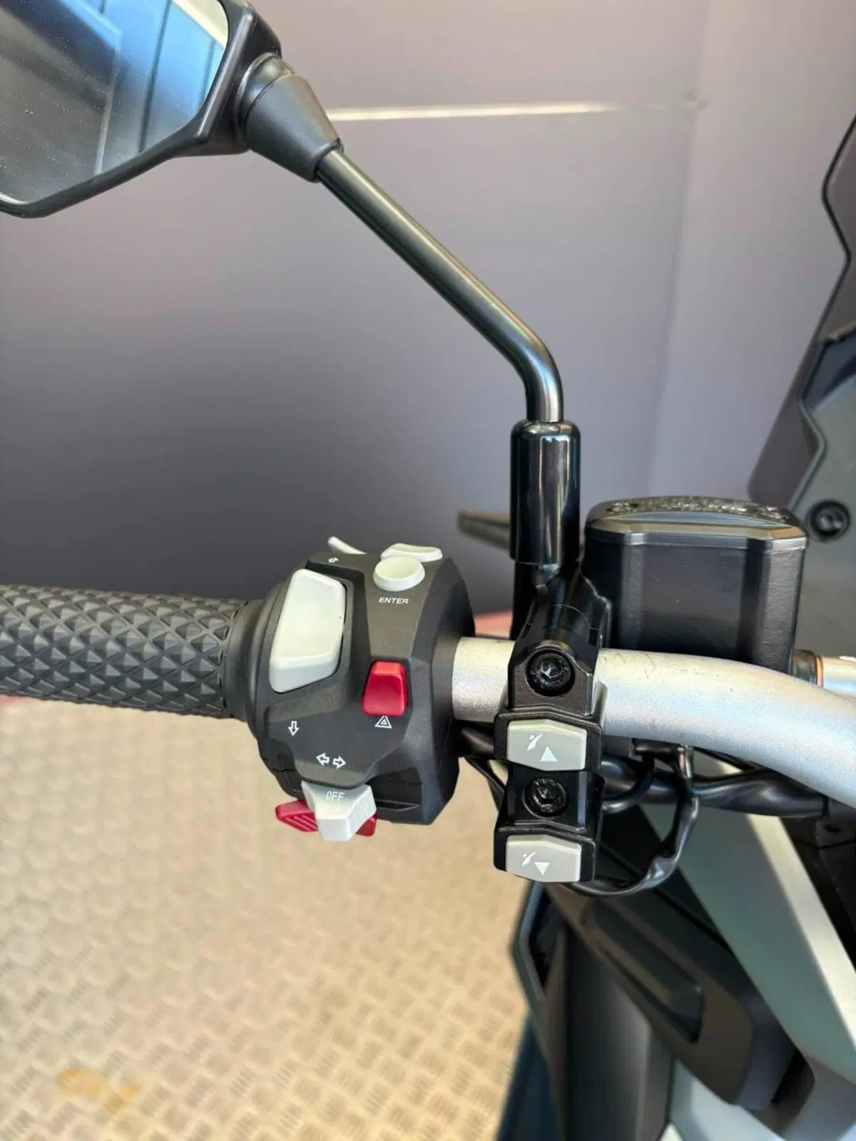 Voge Sfida SR2 ADV (2026) (16)