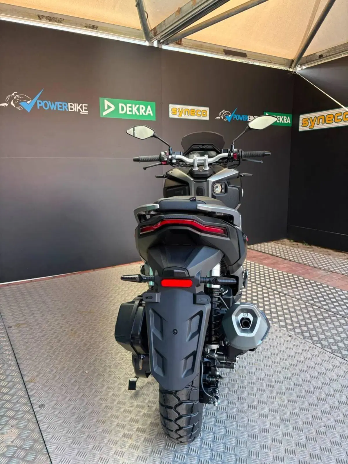 Voge Sfida SR2 ADV (2026) (19)