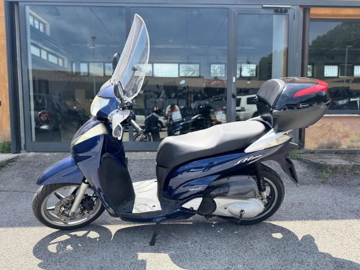 Honda SH 300 i (2006 - 10) (4)