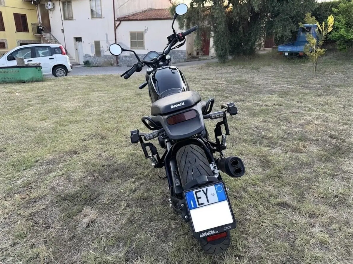 Benelli Leoncino 500 (2021 - 25) (4)