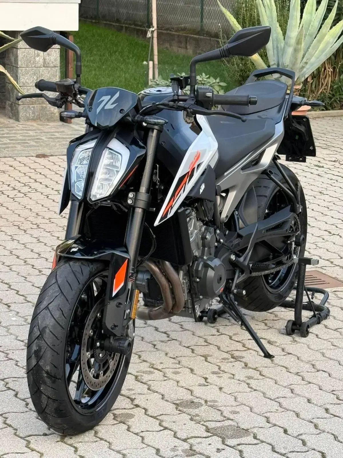 KTM 790 Duke L (2023 - 24) (2)