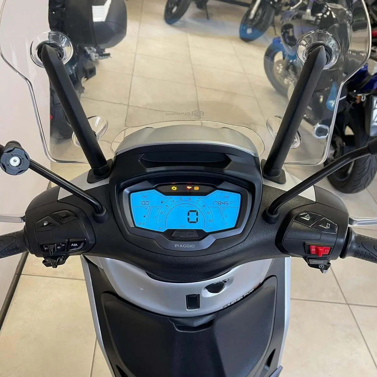 Piaggio Beverly 400 S ABS-ASR (2021 - 24) (3)