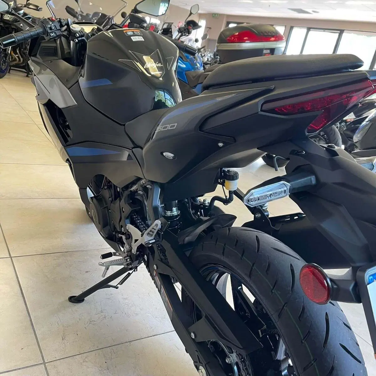 Kawasaki Ninja 500 SE (2024 - 26) (8)