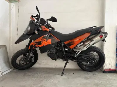 KTM 690 Supermoto usata