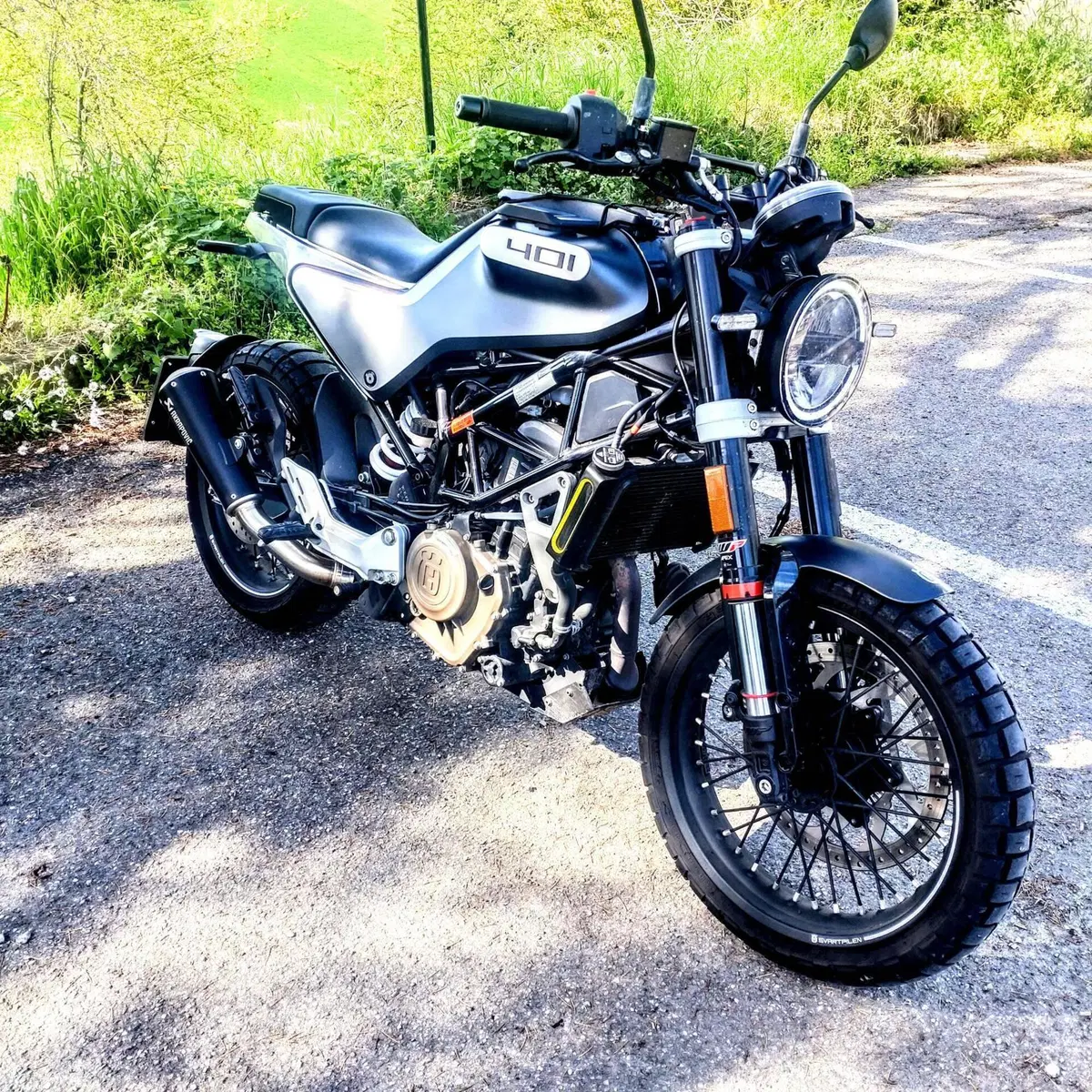 Husqvarna Svartpilen 401 (2021 - 23) (2)