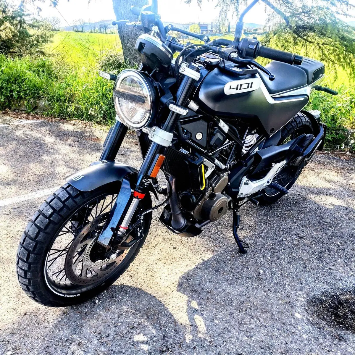 Husqvarna Svartpilen 401 (2021 - 23) (3)