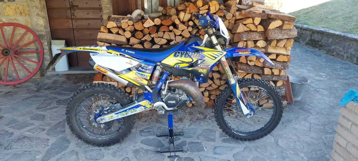 Yamaha YZ 125 (2015)