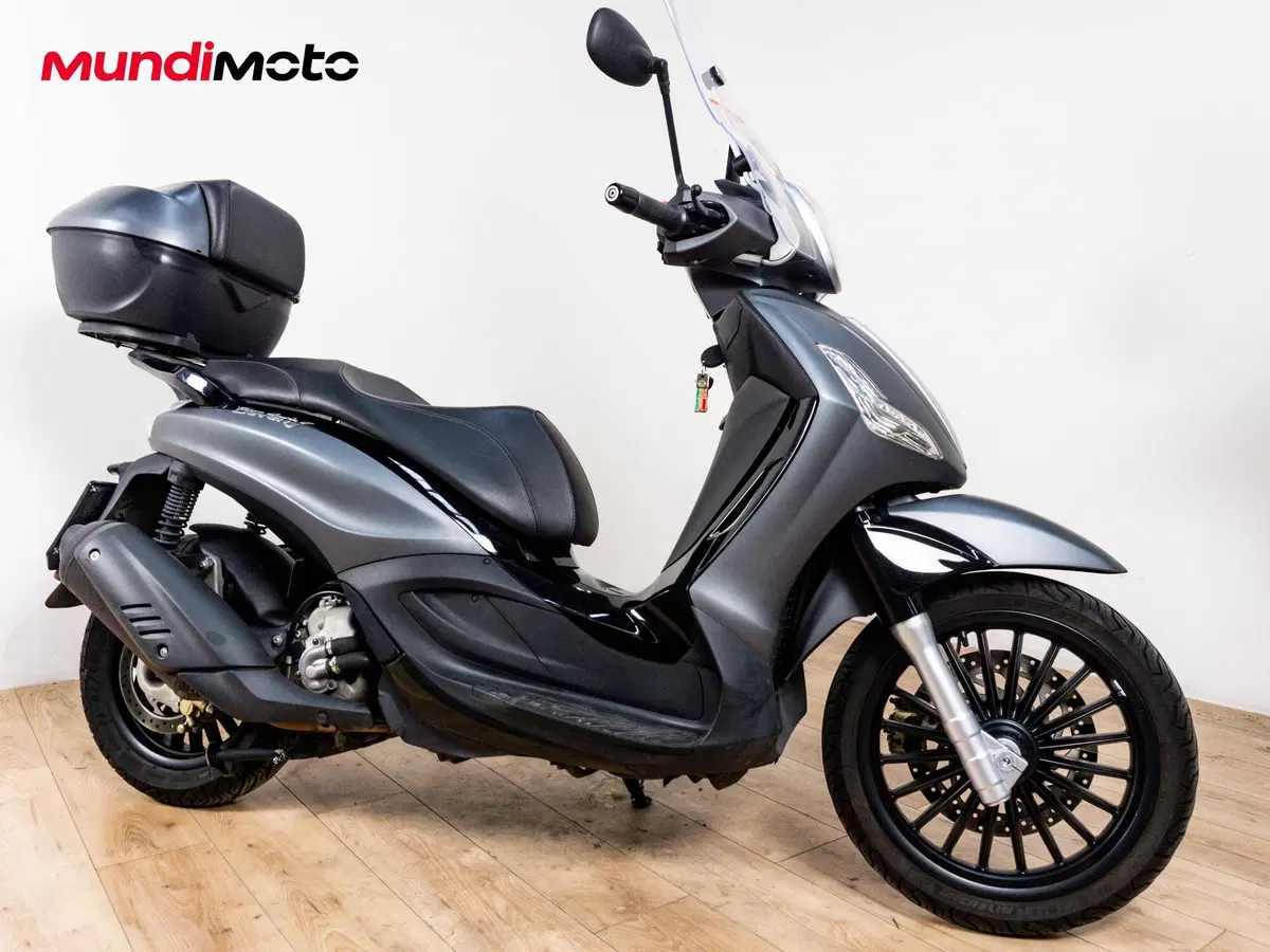 Piaggio Beverly 350 SportTouring ie (2011 - 15) (2)