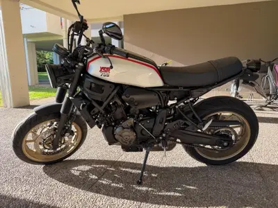 Yamaha XSR 700 XTribute (2022 - 24) usata
