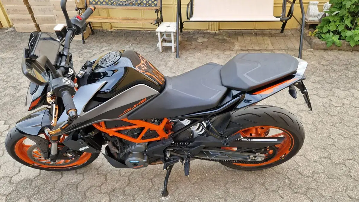 KTM 390 Duke (2021 - 23) (3)