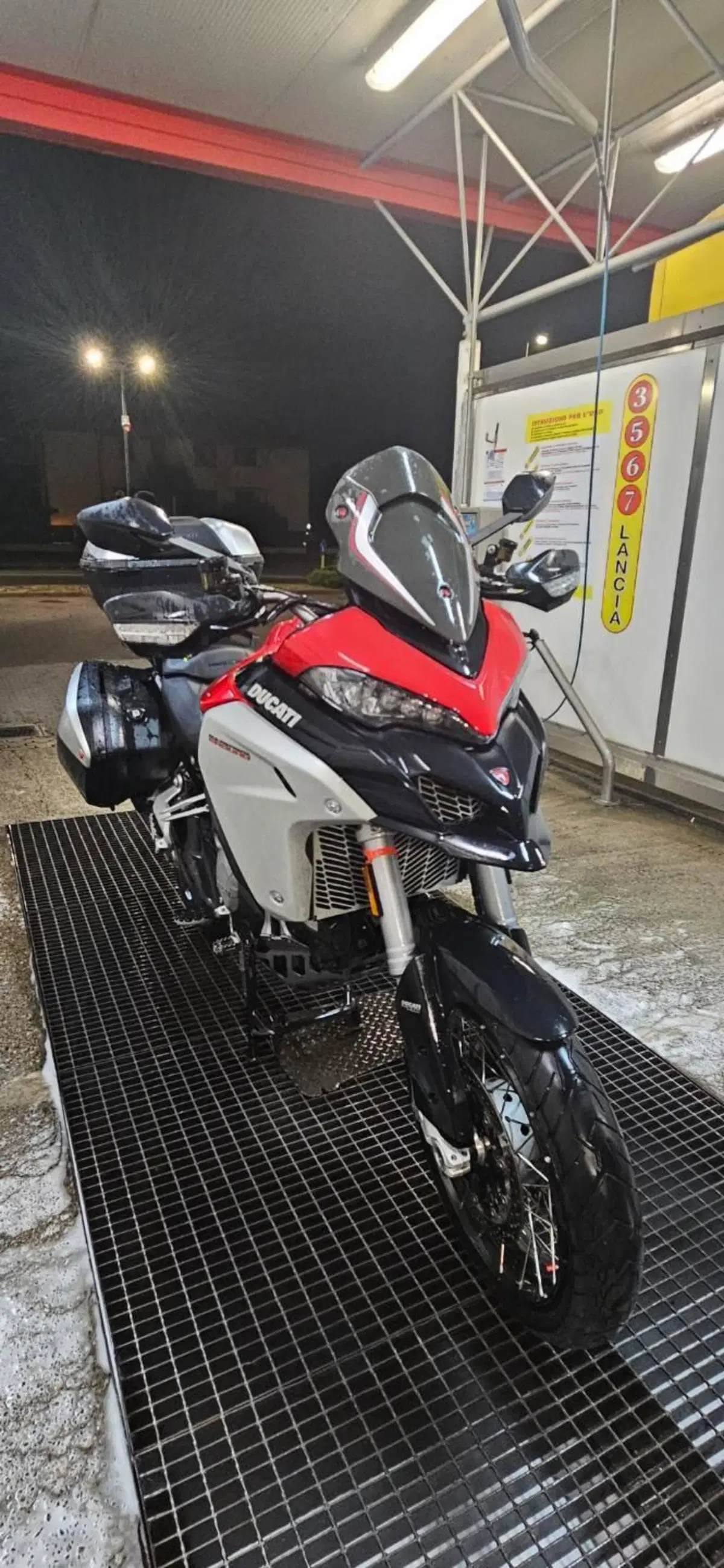 Ducati Multistrada 1260 Enduro (2019 - 21) (3)
