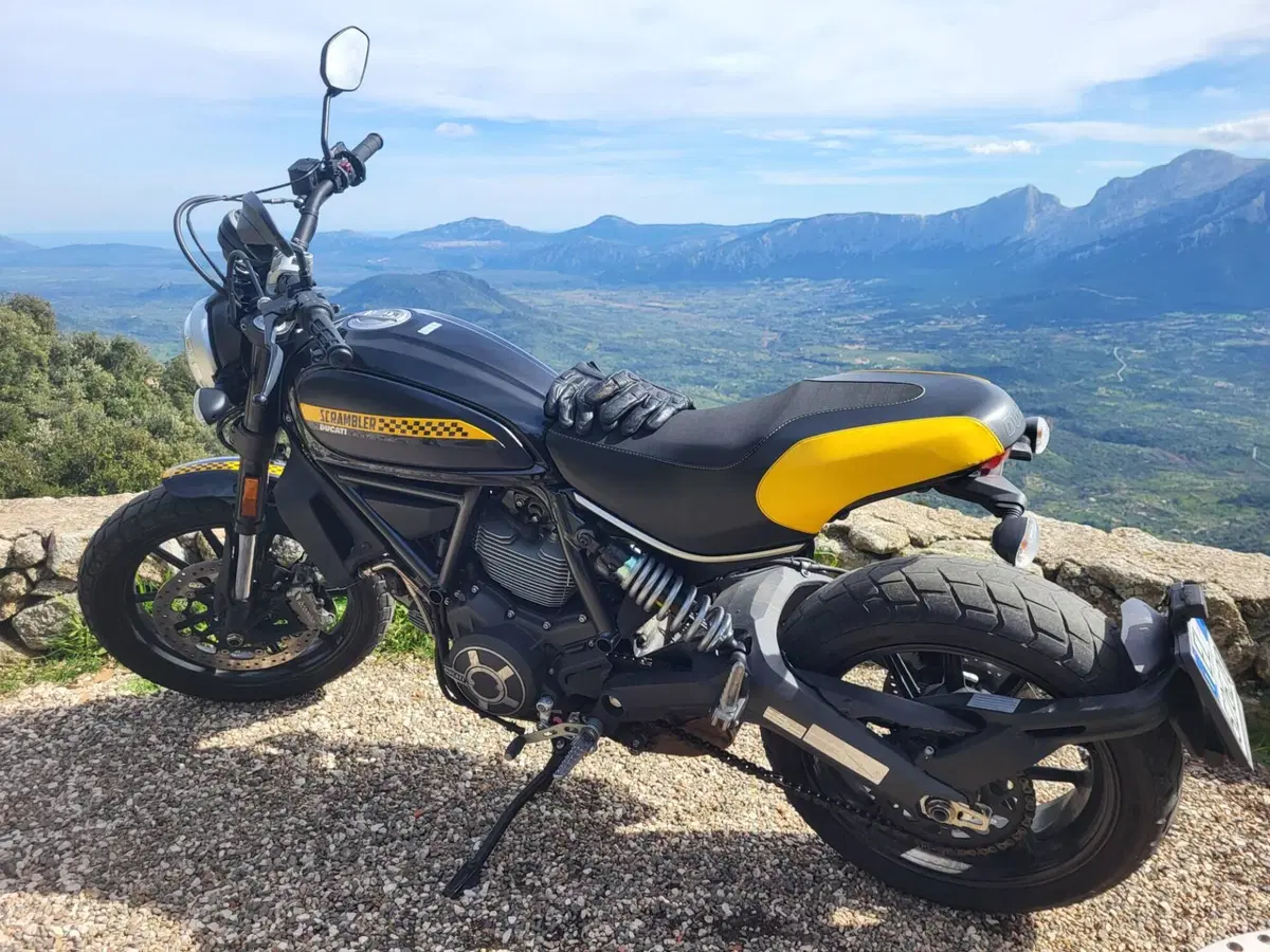 Ducati Scrambler 800 Full Throttle (2017 - 21) (4)