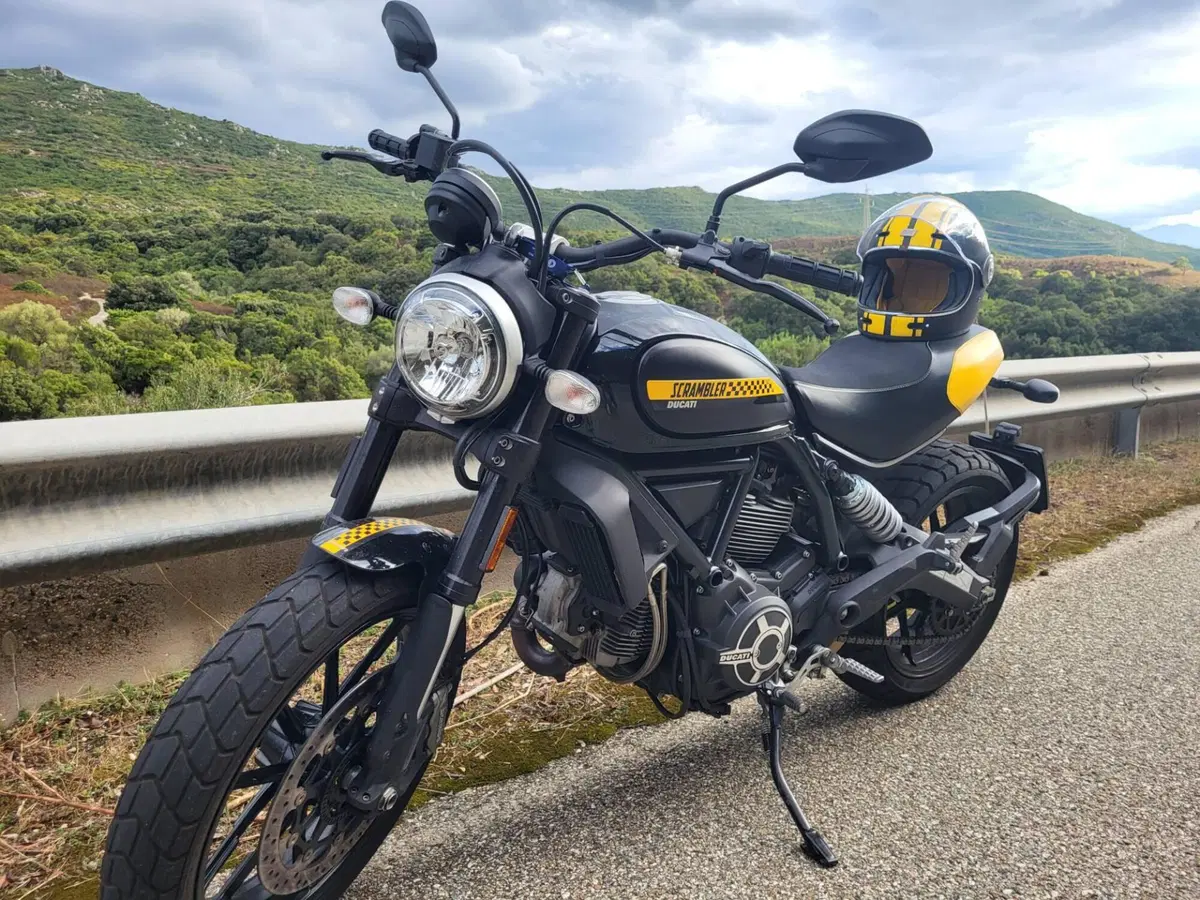 Ducati Scrambler 800 Full Throttle (2017 - 21) (8)